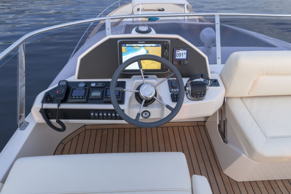 Greenline 48 fly Ocean Pacific Yachts