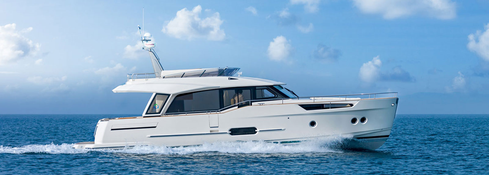 greenline 48 hybrid yacht